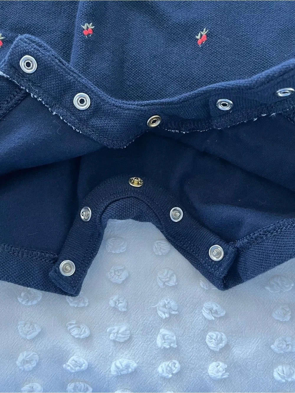Gap Beatrix Potter One Piece Navy Outfit With Carrots 12-18 Months. 100% cotton